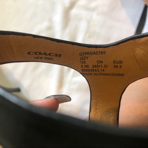 ✨SOLD‼️✨Coach heels 👠 in black 9 1/2 - Picture 5 of 8
